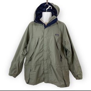 Men’s Patagonia rain jacket green size large